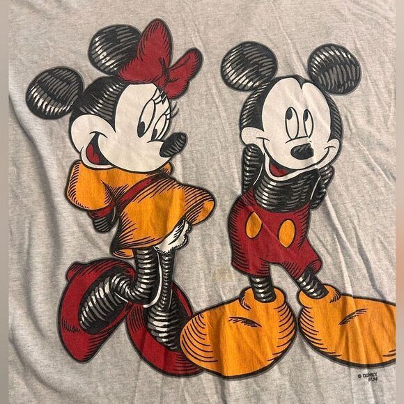 Vintage Mickey Mouse and Minnie Mouse grey shirt - Picture 2 of 6